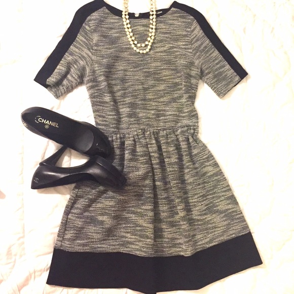 Nordstrom Dresses & Skirts - Pretty marled fabric full a-line skater dress