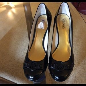 Michael kors high heels shoes 👠
