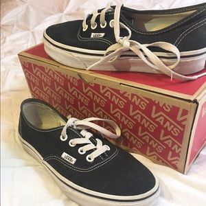 🖤 black vans 🖤