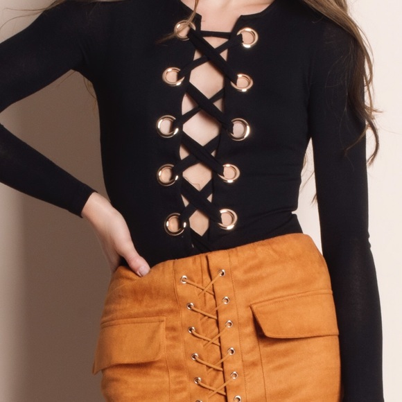 Lace Up Bodysuit - Picture 4 of 4