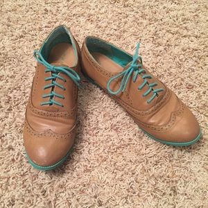 Cognac and Turquoise Oxford Flats