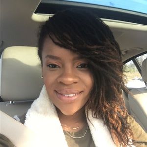 Meet your Posher, Edna