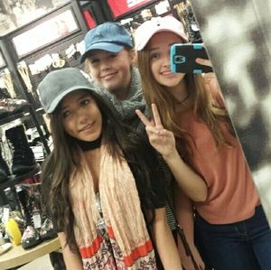 Meet your Posher, Alaina