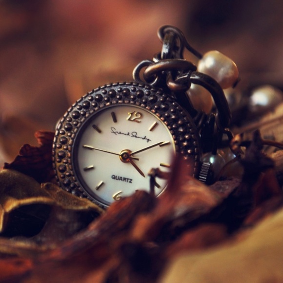 🕰Time To Relax & Enjoy Some Down Time! - Picture 2 of 3