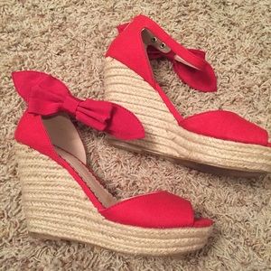 Shoedazzle Marva- Red Bow Wedges, Ankle Strap