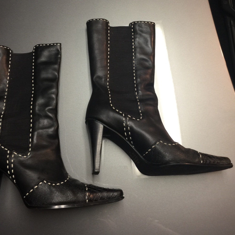 💥PRICE DROP💥🛍Newport News boots🛍
