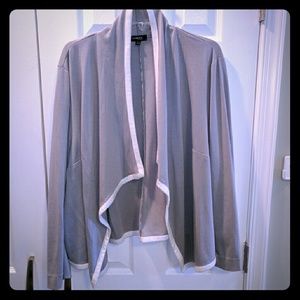 Grey cardigan in plus