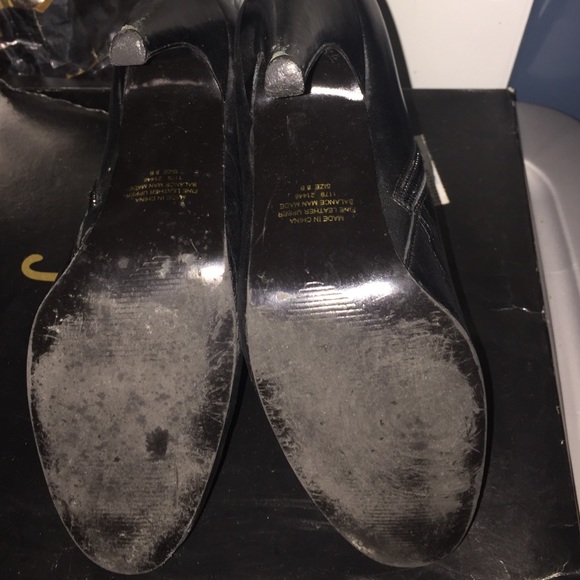 💥SALE💥🛍Newport News booty heels🛍 - Picture 3 of 3