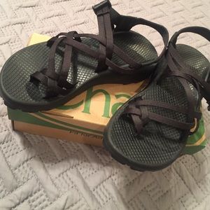 Virtually brand new Chacos