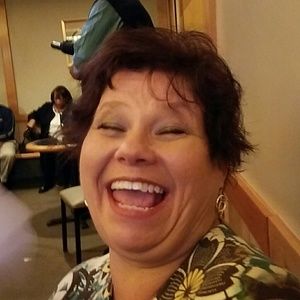 Meet your Posher, Donna