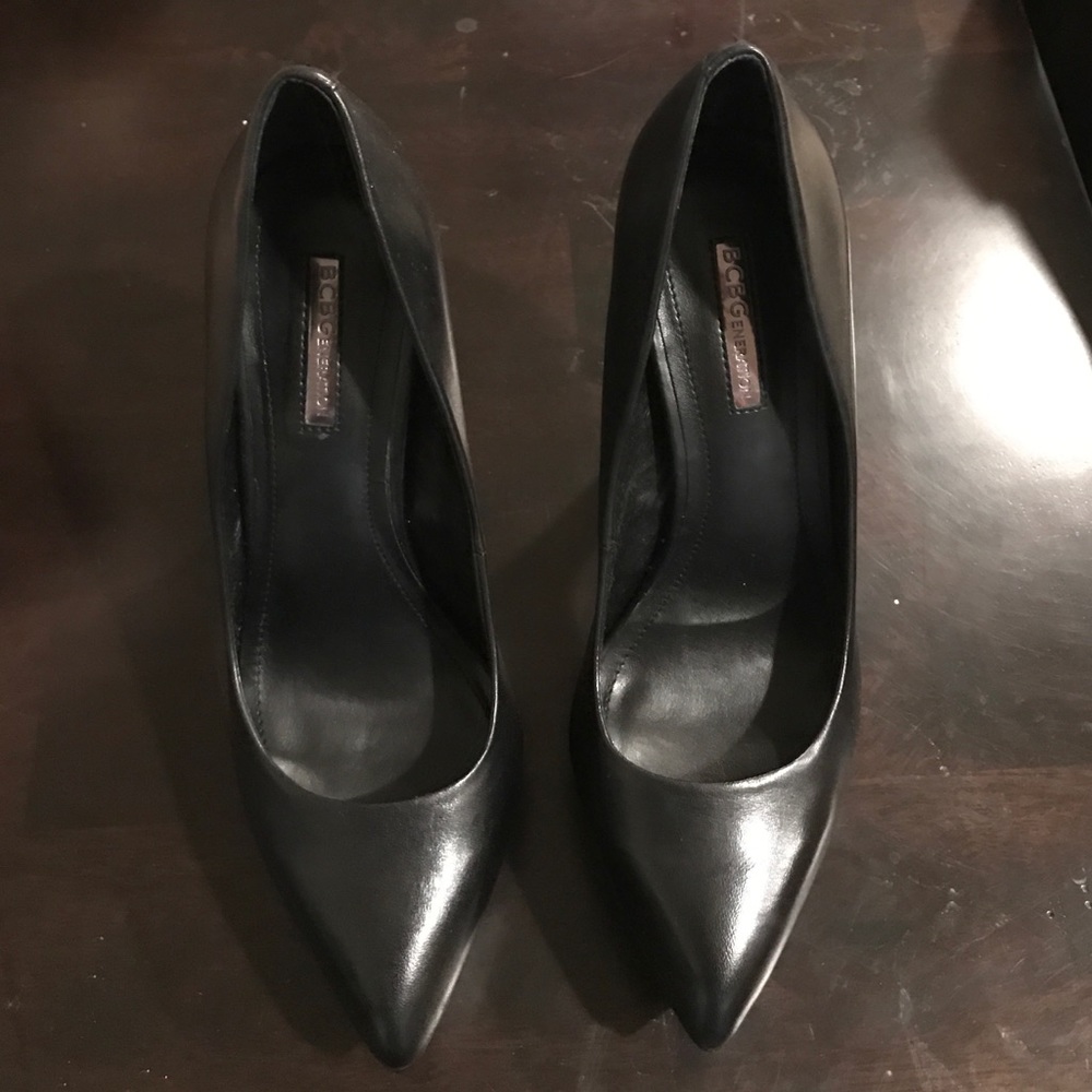 BCBG pumps