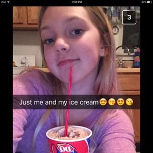 Meet your Posher, Bella