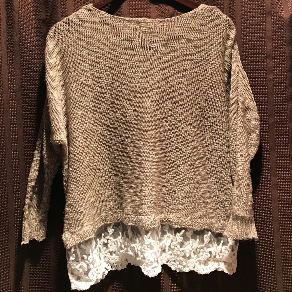 Sweater - Picture 4 of 4