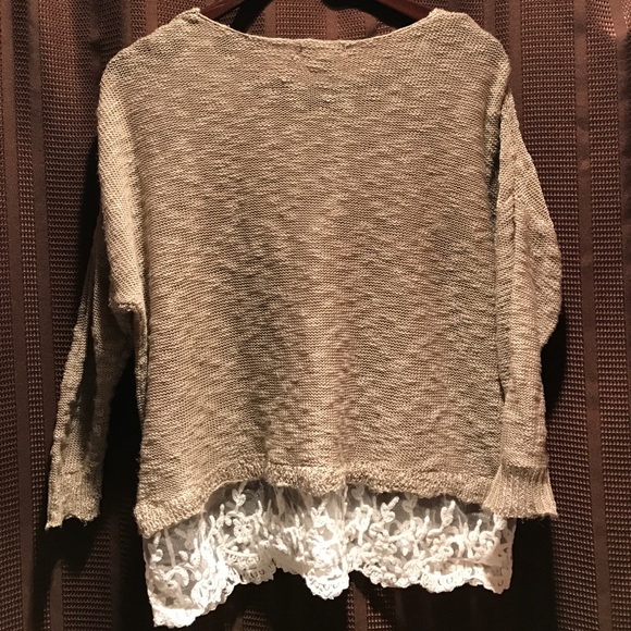 Sweater - Picture 4 of 4