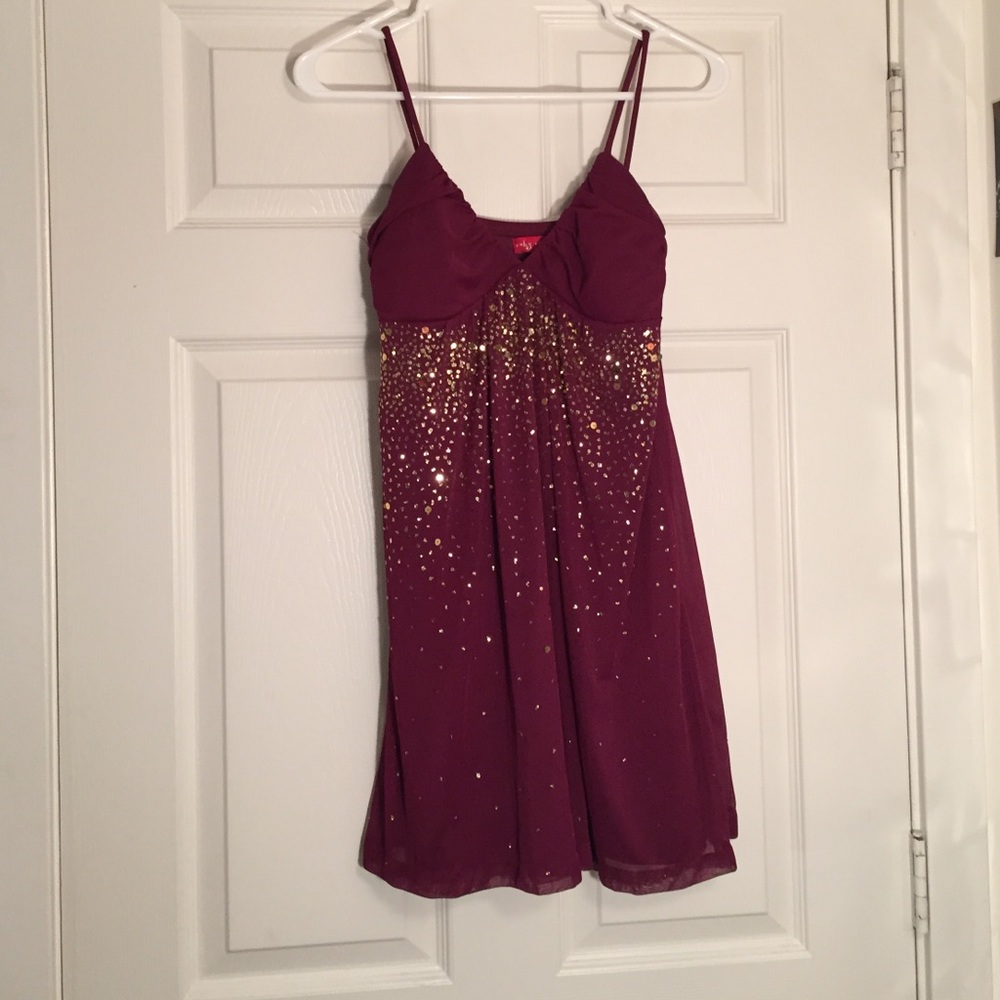 Will bargain- semi formal dress