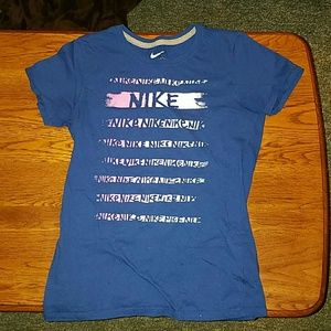 Nike t-shirt