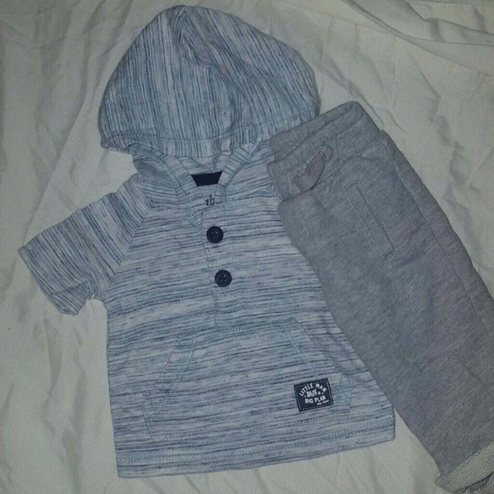 Osh kosh baby short sleeve Hoodie, & fleece pants