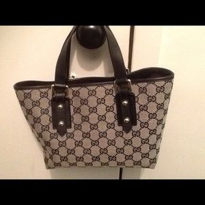 Small  black tote Authentic Gucci bag