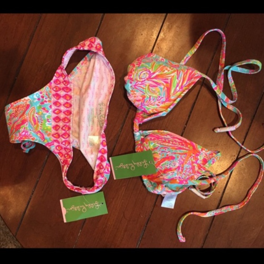 ISO LILLY PULITZER BATHING SUIT only need the top - Picture 2 of 2