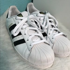Womens Adidas Superstar