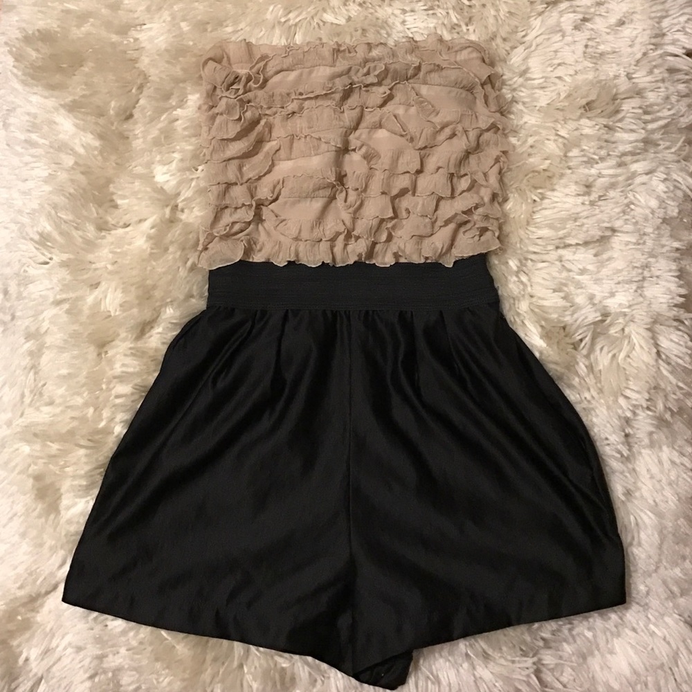Silence & Noise ruffled romper