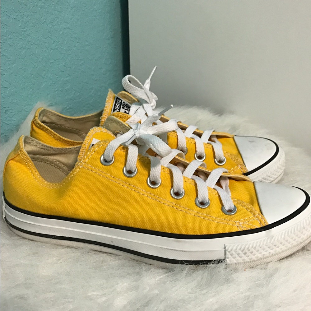 Womens yellow converse