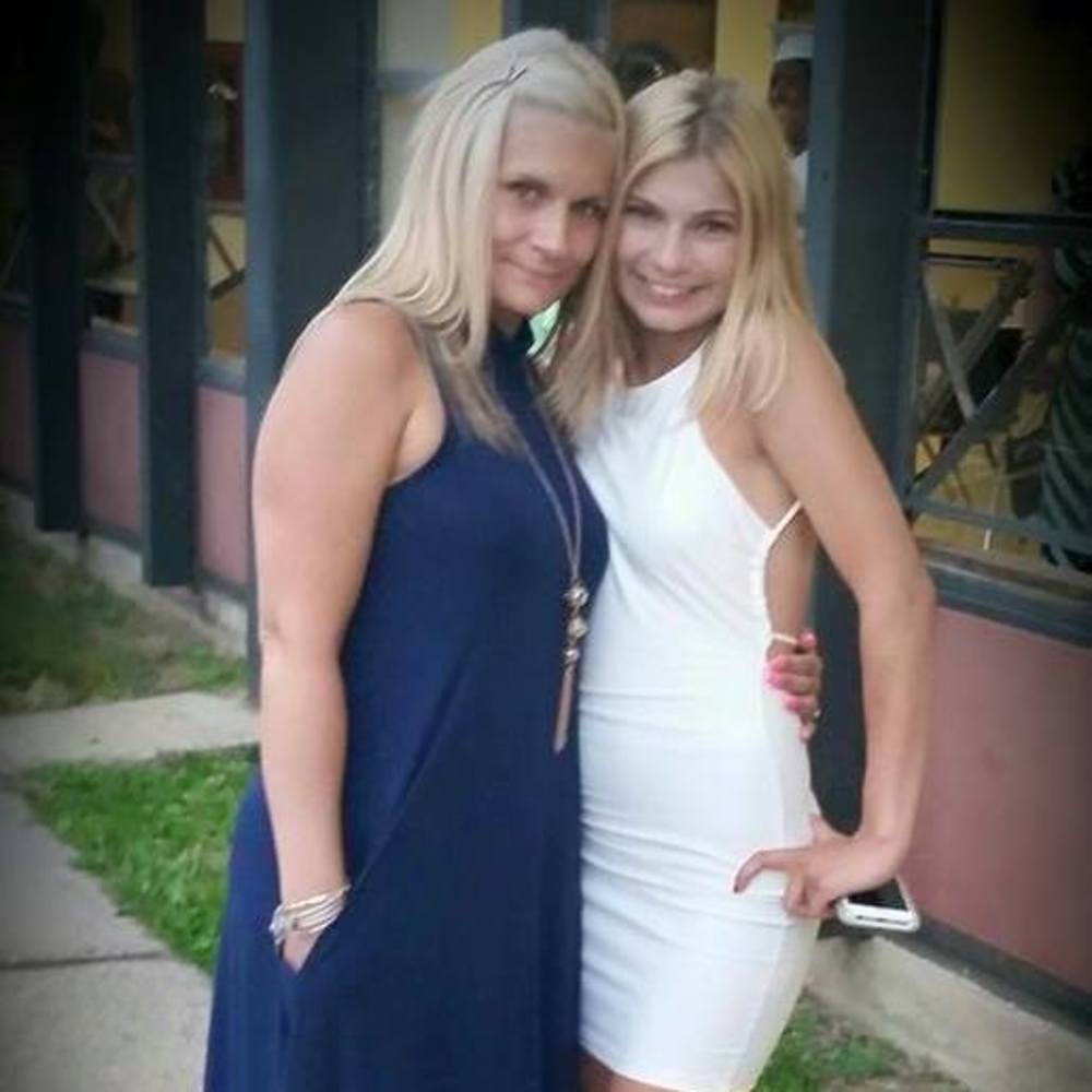 Meet your Posher, Rosy