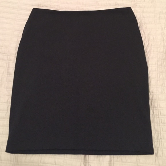 Merona Dresses & Skirts - Merona black pencil skirt