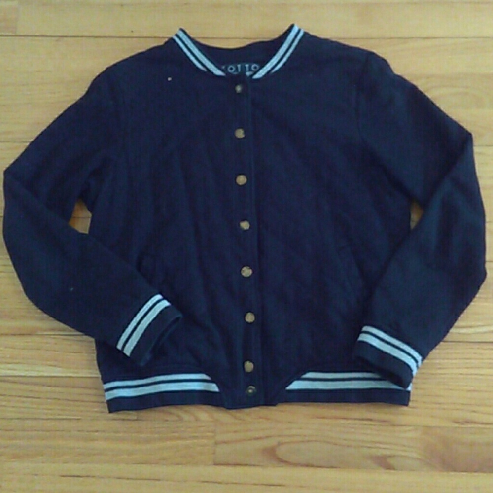 Black jacket bottom down