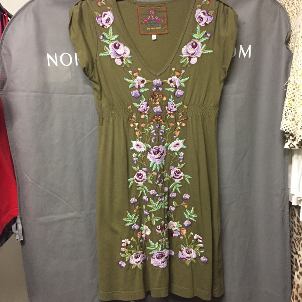 JWLA Johnny Was LA Embroidered Floral Dress
