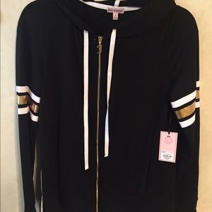 Juicy Couture. BRAND NEW HOODY,