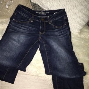 American Eagle Faded Dark Wash Jeans