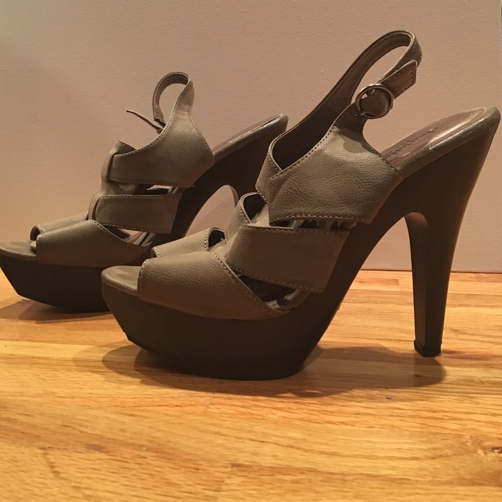 Taupe heels with dark wood grain platform