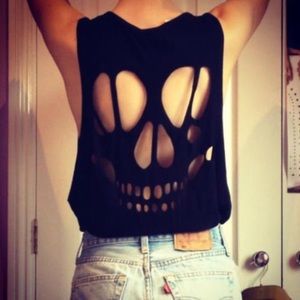 Cut out skull muscle tee