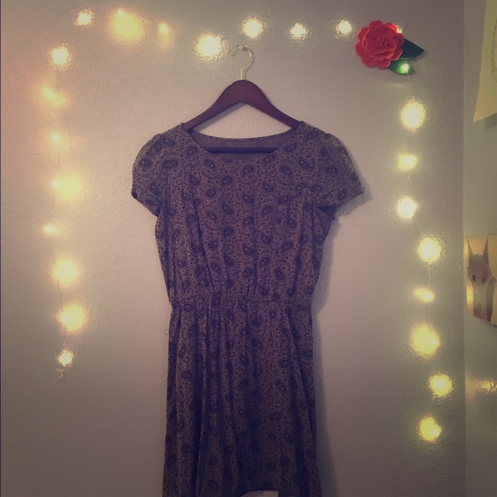 Classic Green Paisley Print Dress