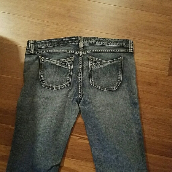 Skinny Jean - Picture 2 of 2