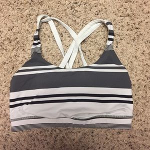 Lululemon sports bra
