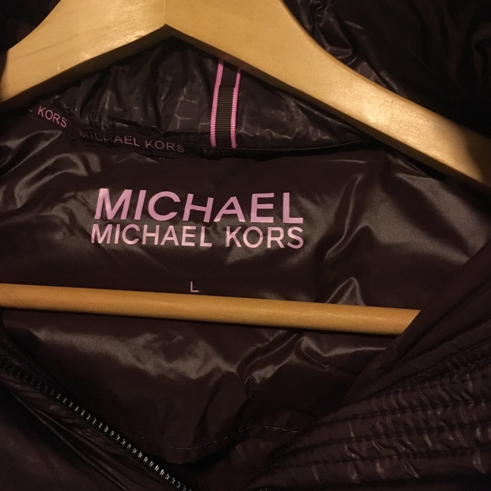 Micheal Kors vest! - Picture 5 of 6