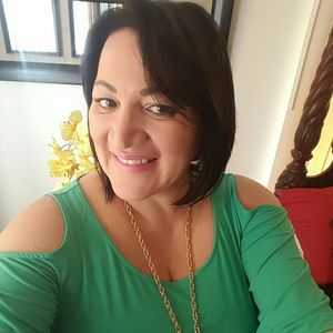 Meet your Posher, Elba