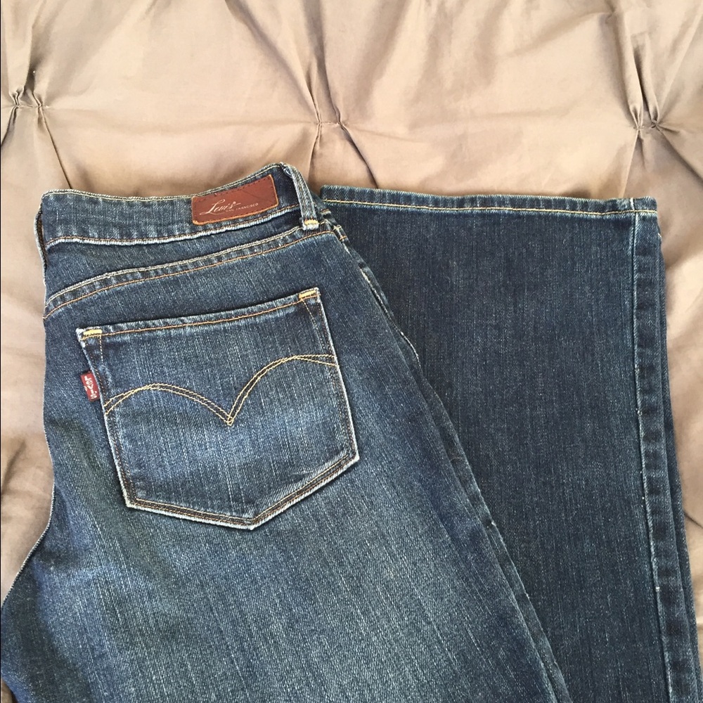 Levi's boot cut - bold curve