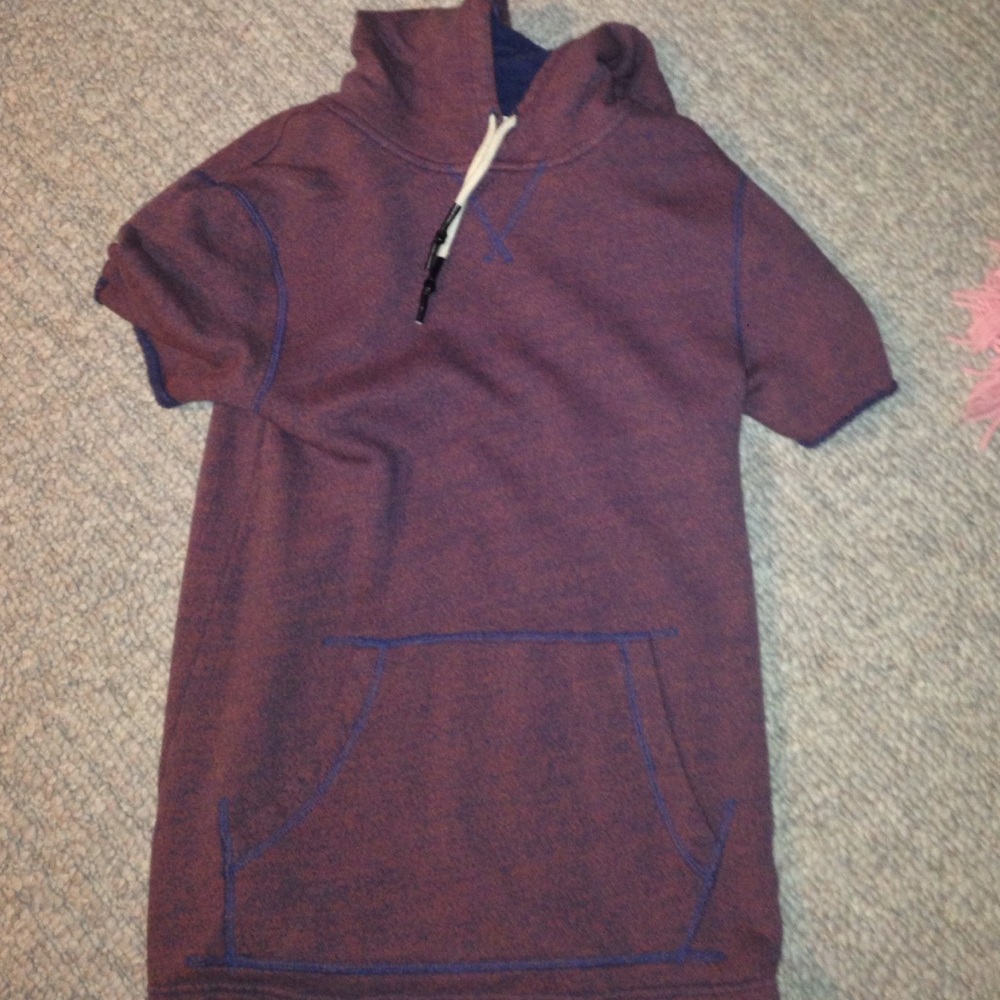 Arizona Jean Co. Short Sleeved Hoodie