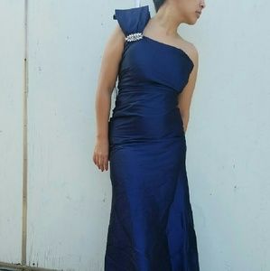 Night way Midnight blue one shoulder dress