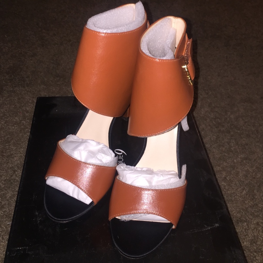 Brand new women shoes