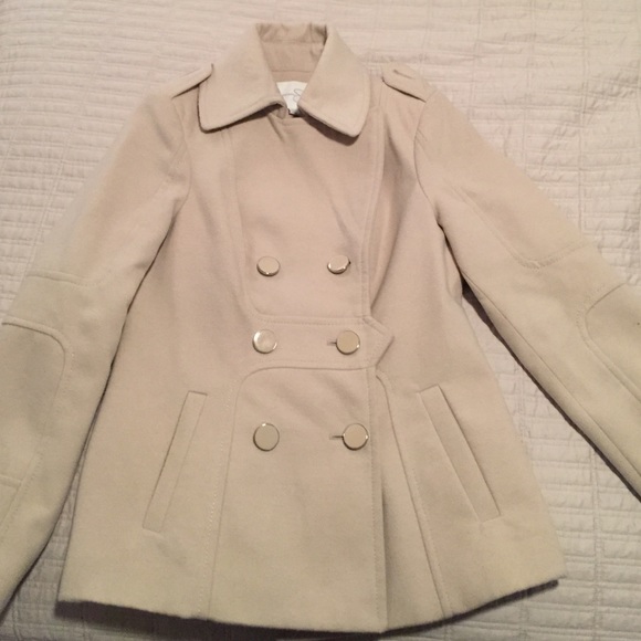 Jessica Simpson Jackets & Blazers - Jessica Simpson cream coat