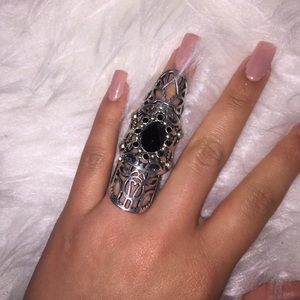 BEAUTIFUL SILVER RING