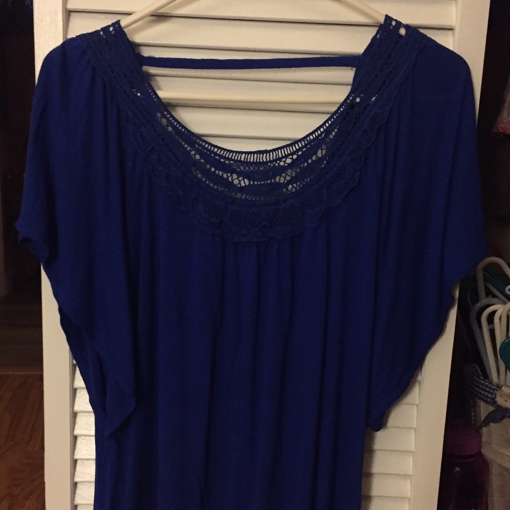 Blue dress shirt