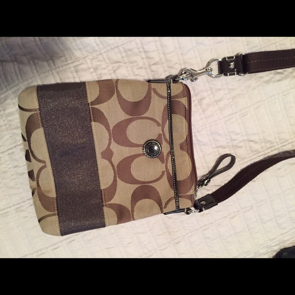 Coach Handbags - Coach cross body bag