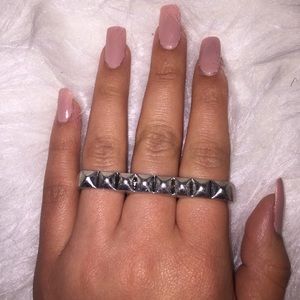 3 FINGER STUDDED RING