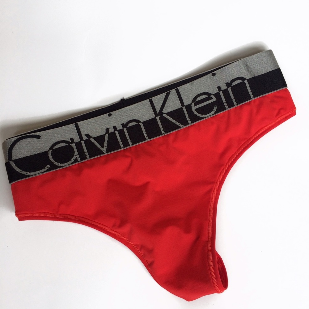 Red Calvin Klein panties size Large NWT