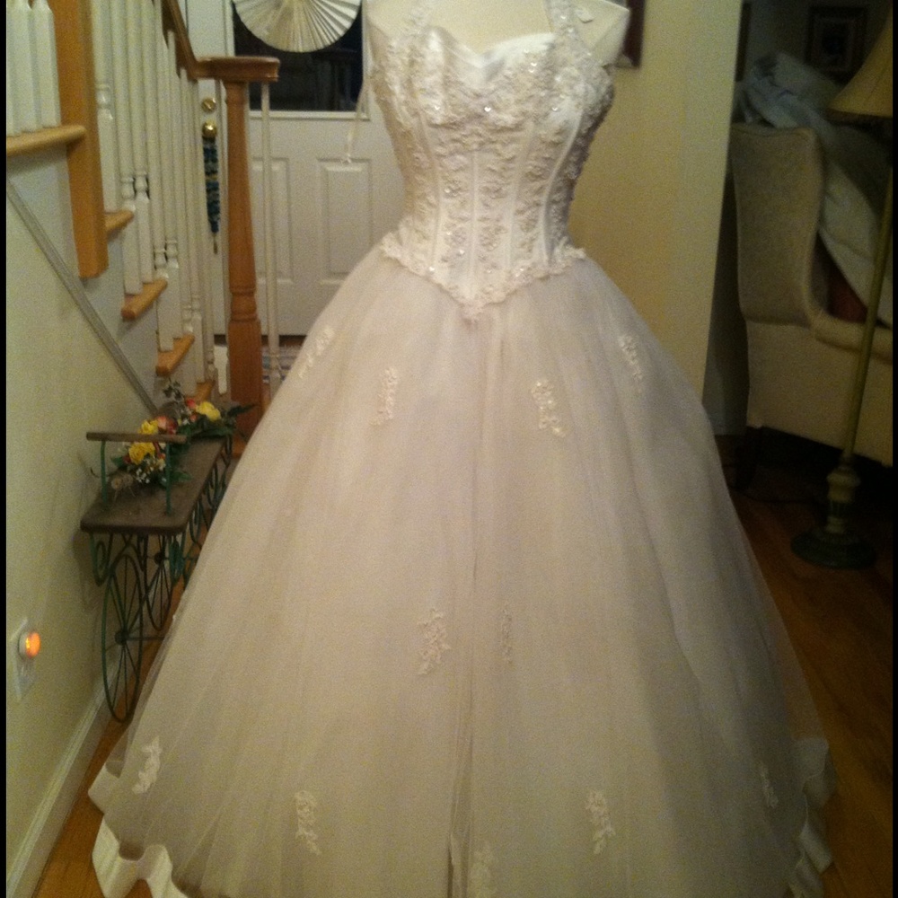 Michelangelo David Bridal woman wedding dress Sz 6